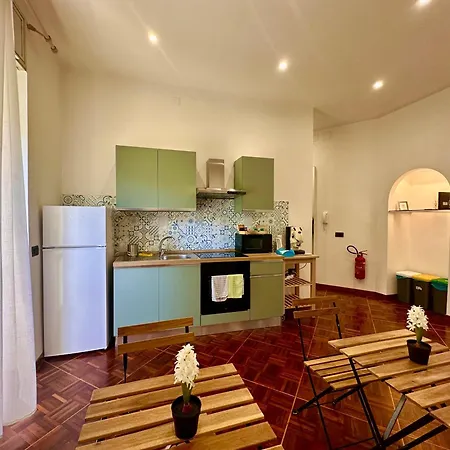 Giano's 게스트하우스 4*